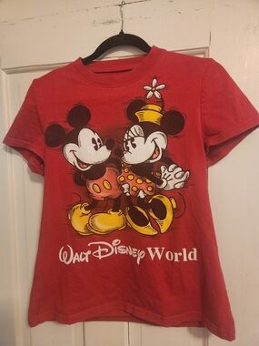 Disney Red Mickey & Minnie Walt Disney World Graphic Tee